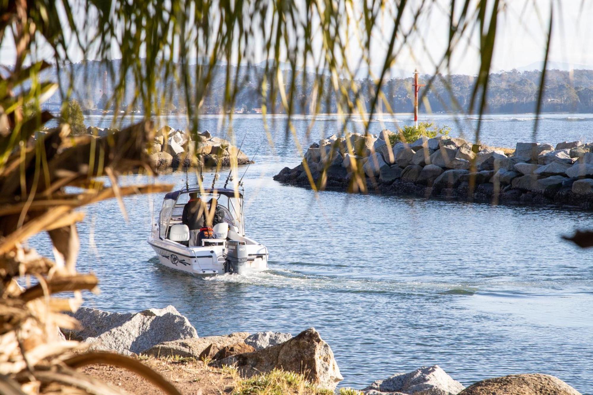 Batemans Bay Marina Resort Экстерьер фото