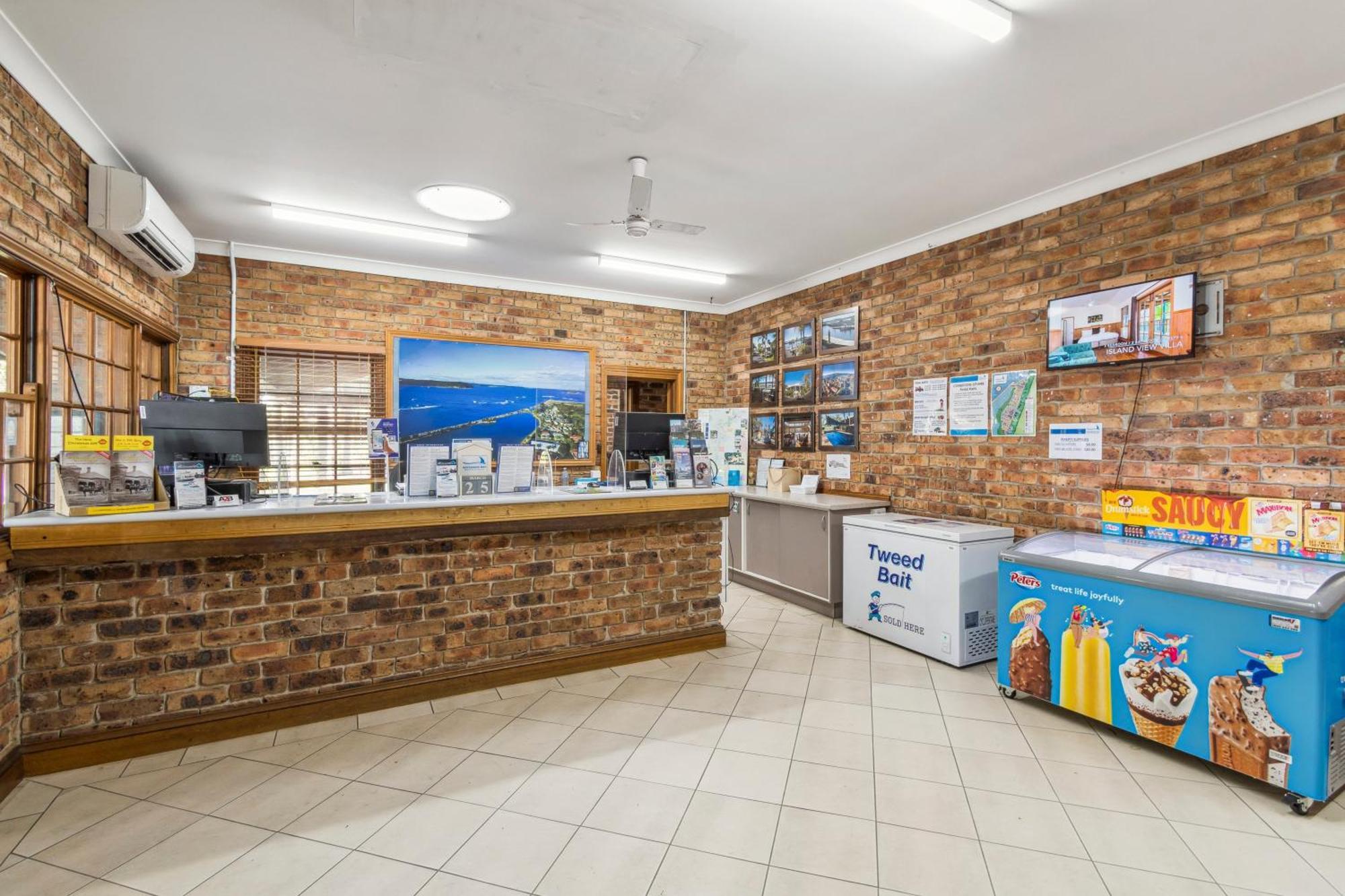 Batemans Bay Marina Resort Экстерьер фото